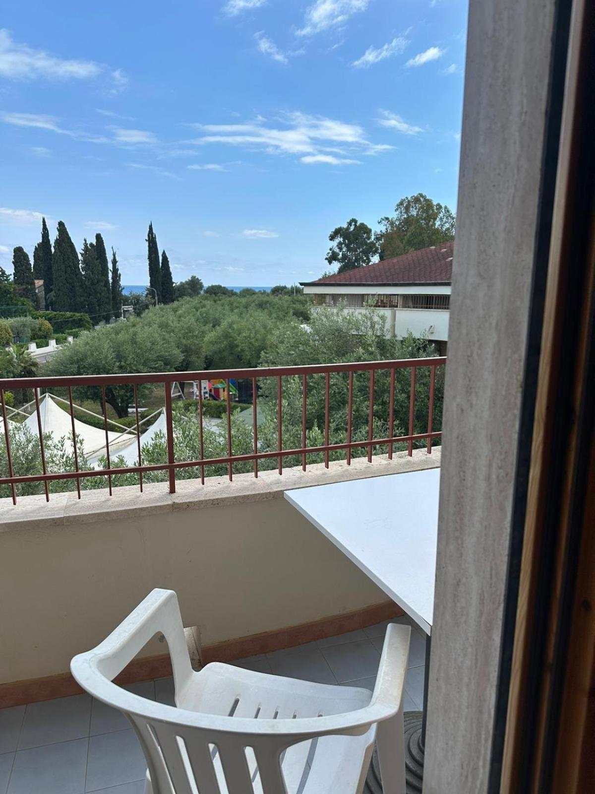 Residence Li Cylentos Hotel Il Villaggio Policastro Scario A 2 Passi Dal Mare Поликастро-Буссентино Экстерьер фото