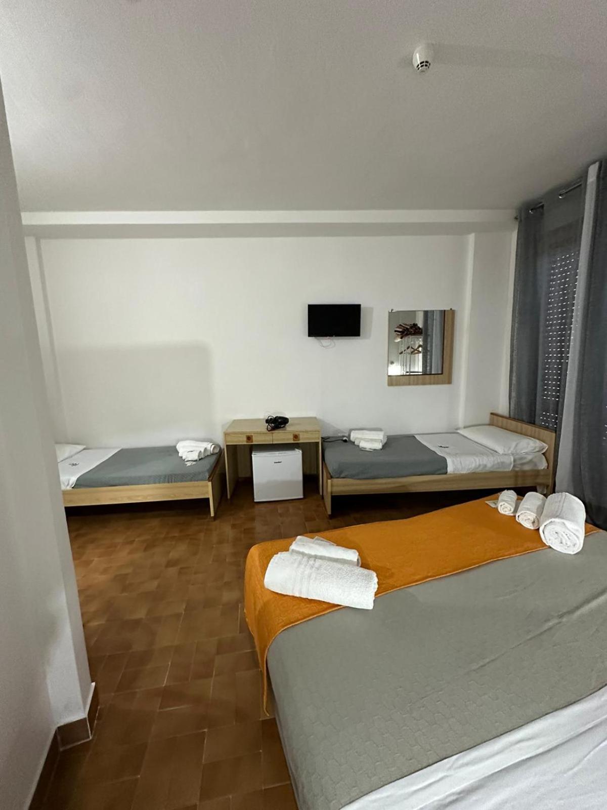 Residence Li Cylentos Hotel Il Villaggio Policastro Scario A 2 Passi Dal Mare Поликастро-Буссентино Экстерьер фото